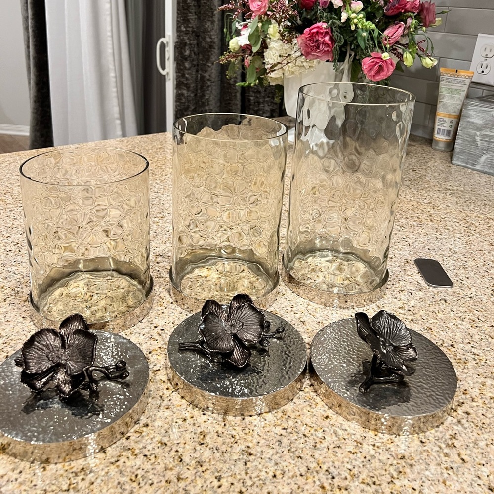 Michel Aram containers